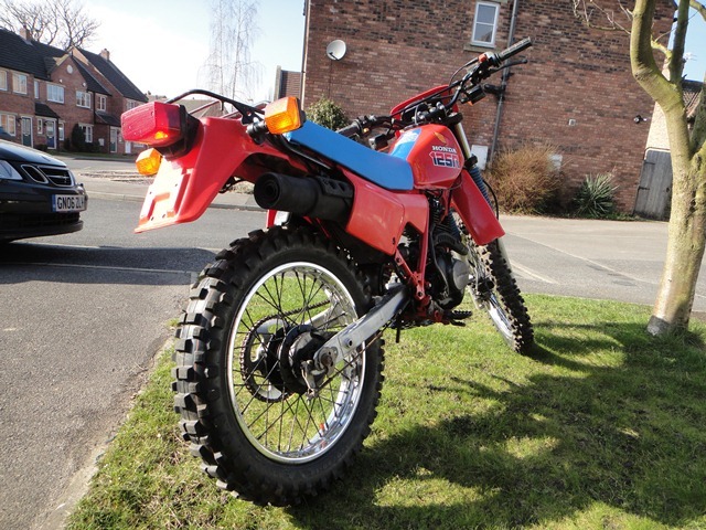 XL125R b